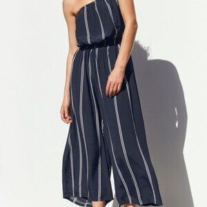 Urban Outfitters Jumpsuit Size XS - Never Worn